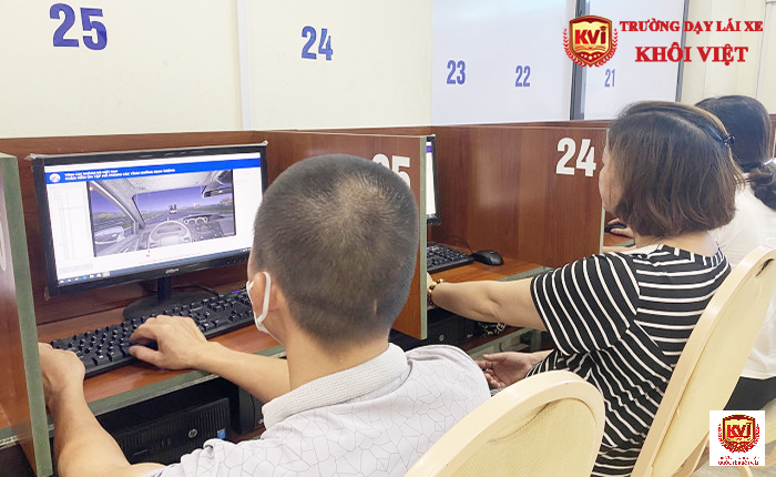 chuong_trinh-_lai_xe_mo_phong_120_cau_truonghoc_khoi-viet